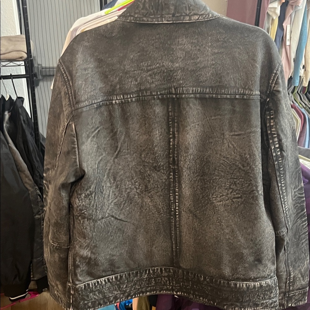 John Varvatos Distressed Gray Leather Asher Jacket - Picture 8 of 10